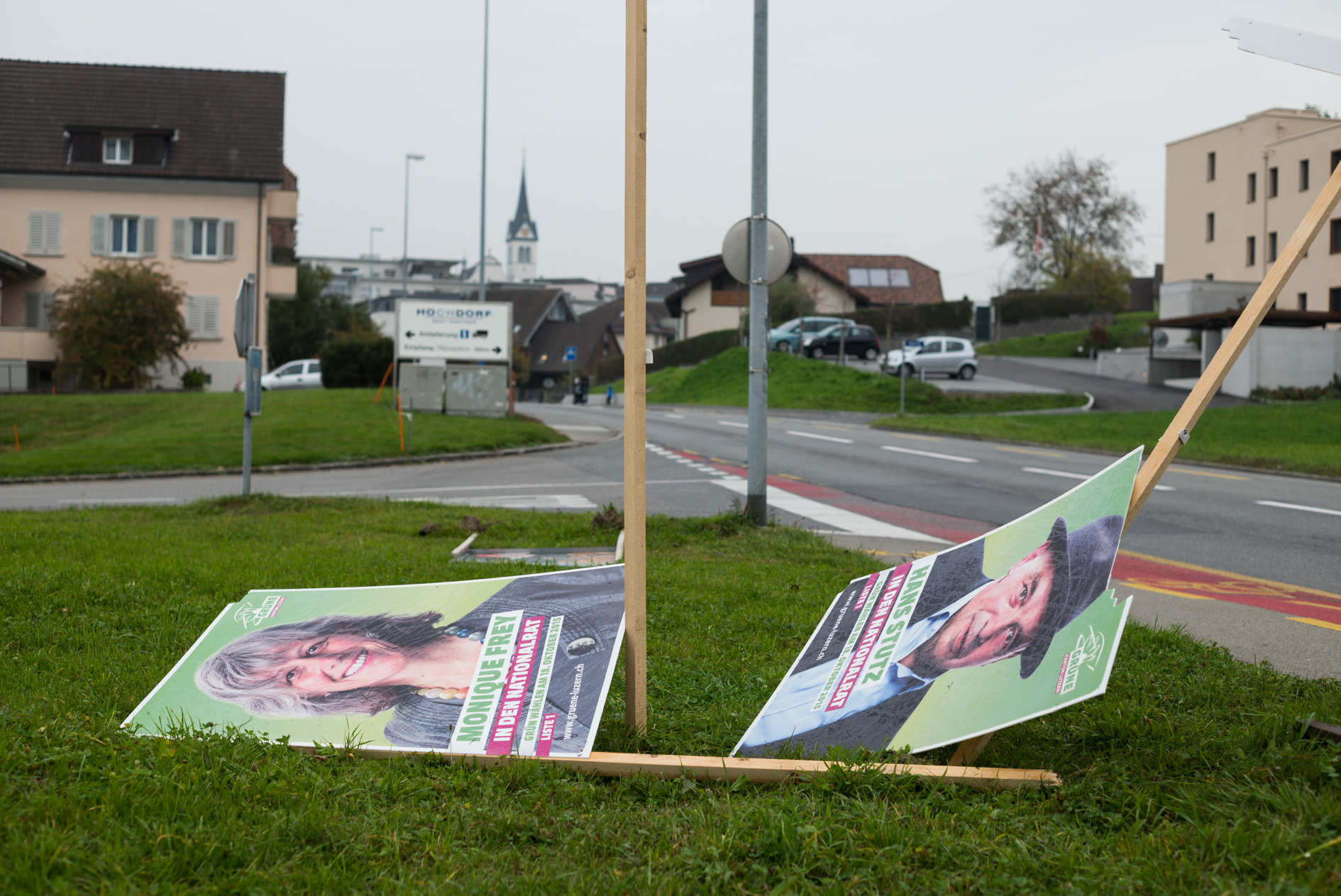 Bild zu Wiederholt Gr&uuml;ne Wahlplakate zerst&ouml;rt in Hochdorf
